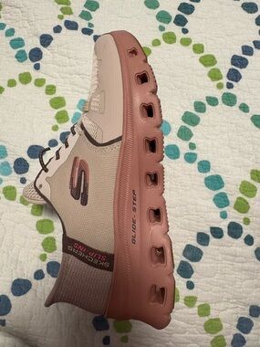 Skechers Glide-Step Slip-On in Rose Taupe and Blush